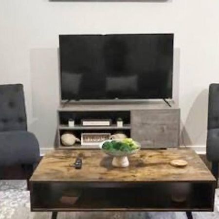 شقة Townhouse In Uptown King Bed-Wi-Fi-Free Parking-Pool تشارلوت المظهر الخارجي الصورة