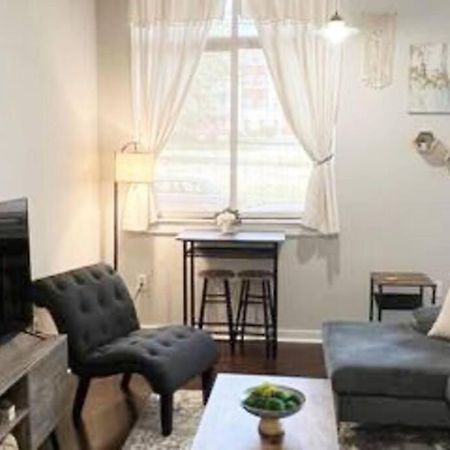 شقة Townhouse In Uptown King Bed-Wi-Fi-Free Parking-Pool تشارلوت المظهر الخارجي الصورة