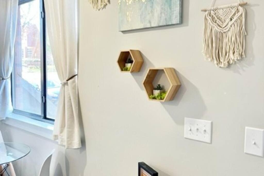 شقة Townhouse In Uptown King Bed-Wi-Fi-Free Parking-Pool تشارلوت المظهر الخارجي الصورة